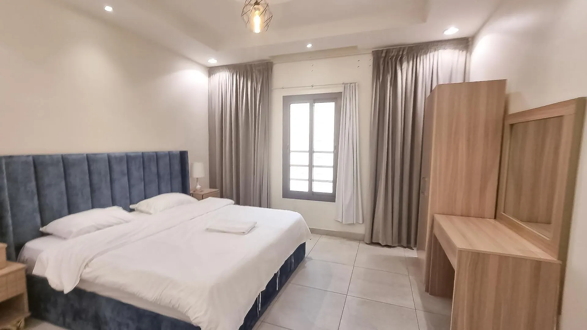 Hometel An Nahdah1 جدة 0*,