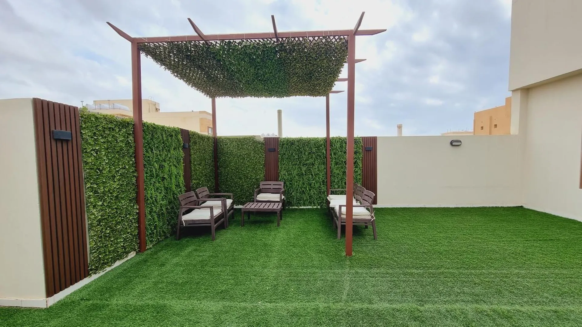 Hometel An Nahdah1 جدة