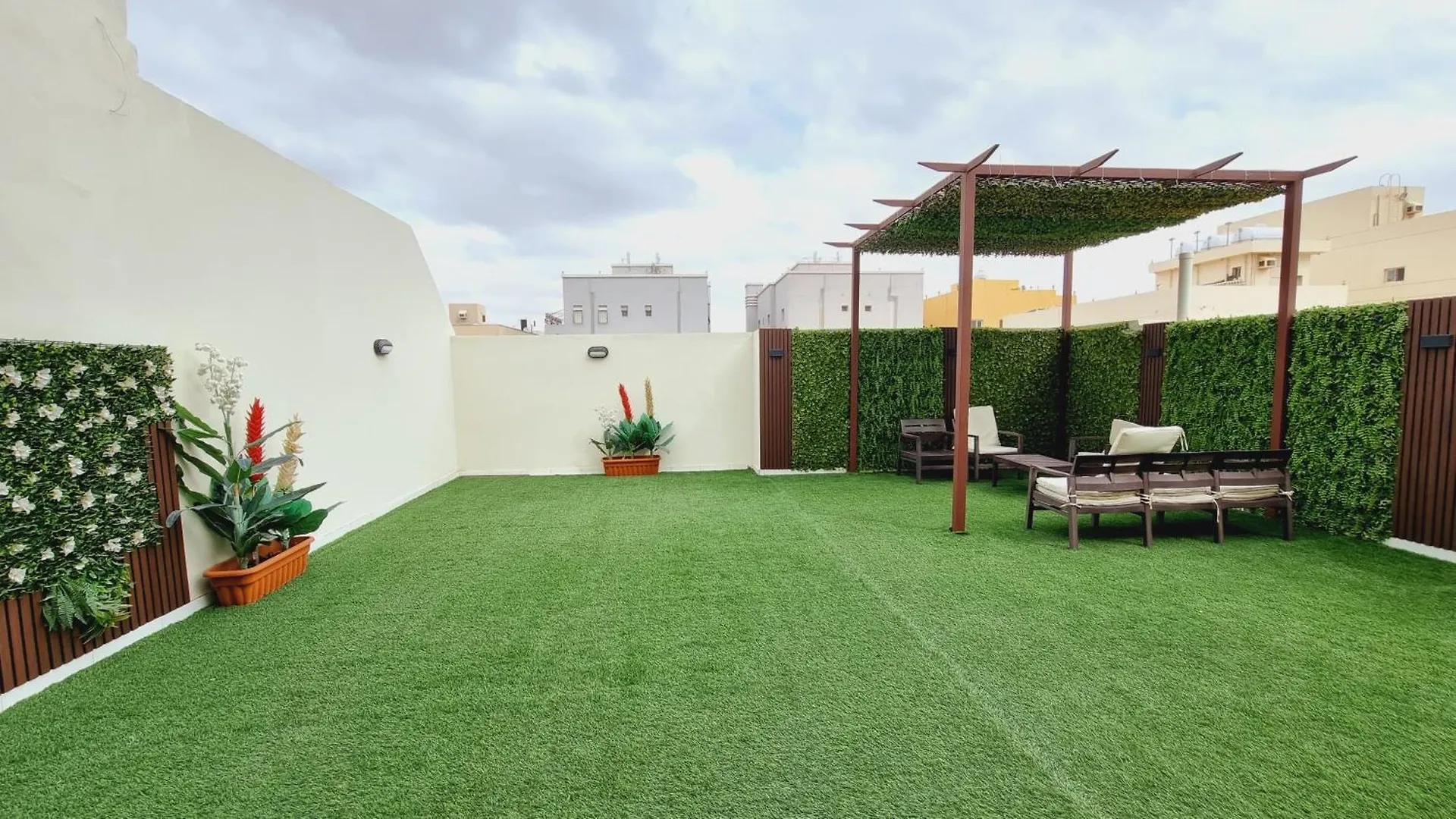 Hometel An Nahdah1 جدة