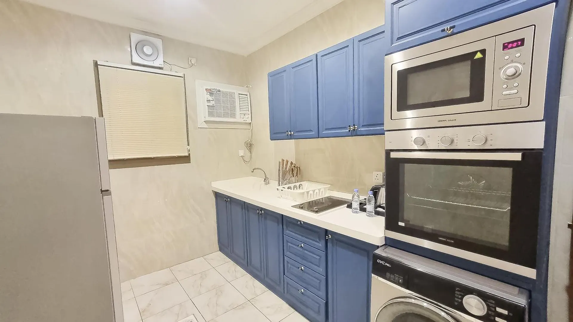 Hometel An Nahdah1 جدة