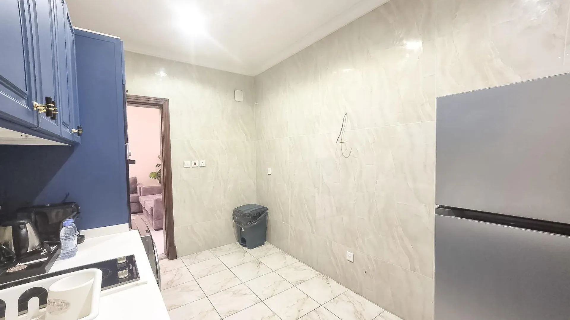 Hometel An Nahdah1 جدة