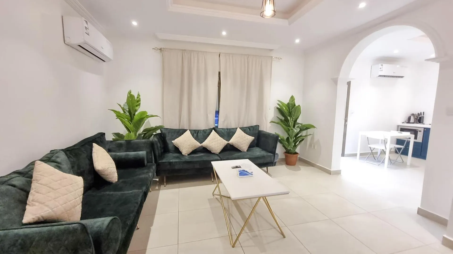 Hometel An Nahdah1 جدة