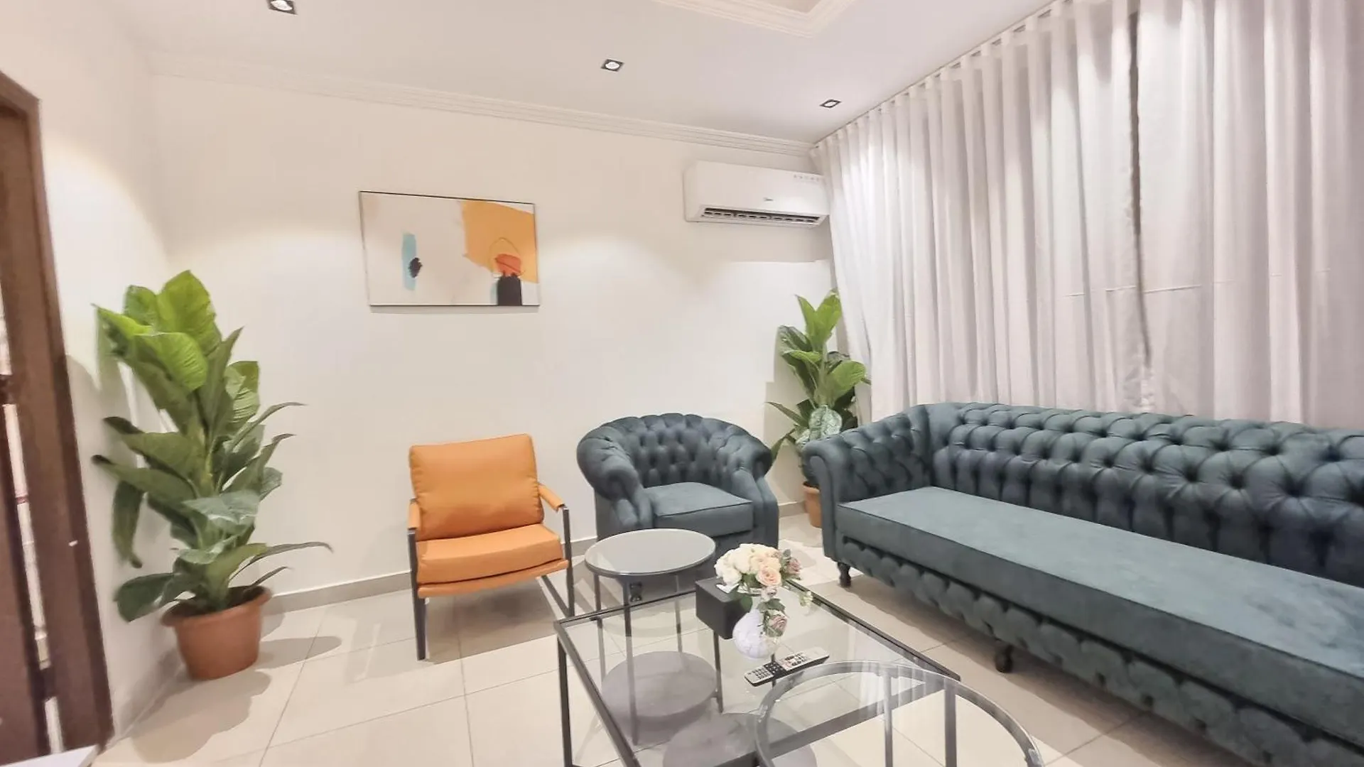 Hometel An Nahdah1 جدة