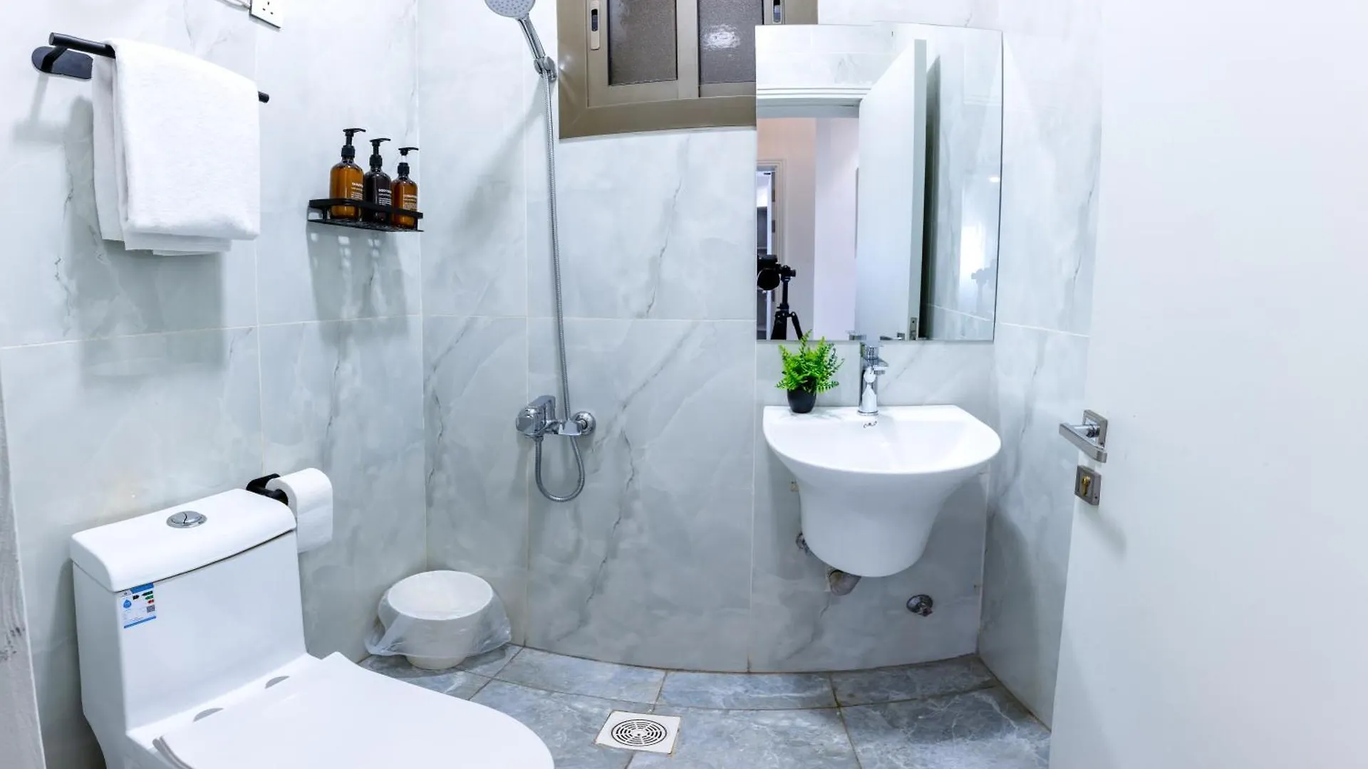 Apartment Hometel An Nahdah1 Jeddah