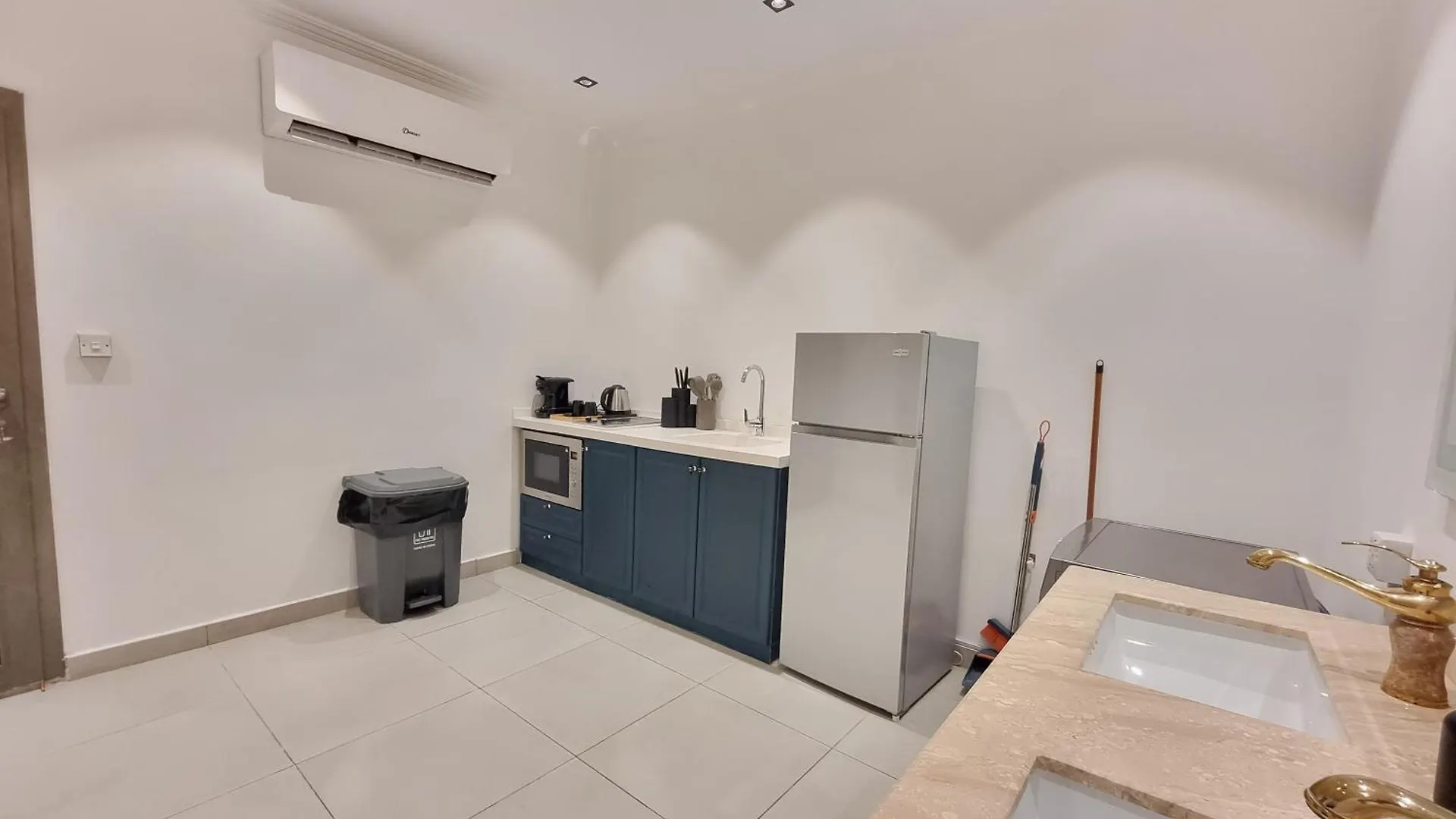 Hometel An Nahdah1 Jeddah Apartment